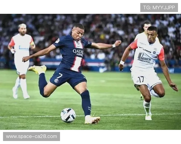 巴黎FC1-1欧塞尔，凯巴尔点射迪奥曼德扳平