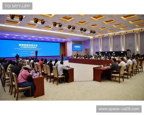 总决赛媒体工作间准备就绪，全球数百家媒体报名采访